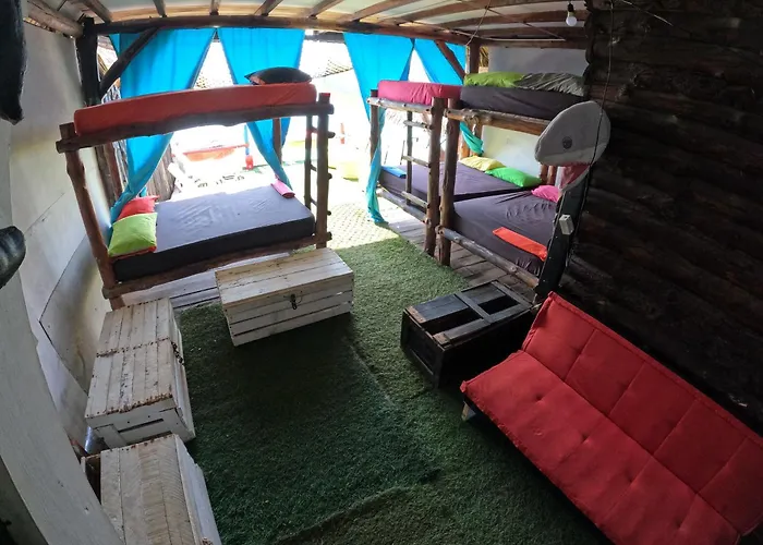 Hostal Aquamarine