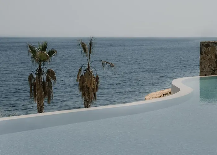 Myra Hotel