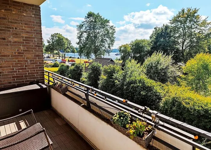 Wohnung mit direktem Seeblick