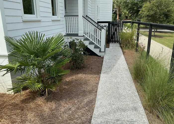 Low Country Home In Beautiful Habersham