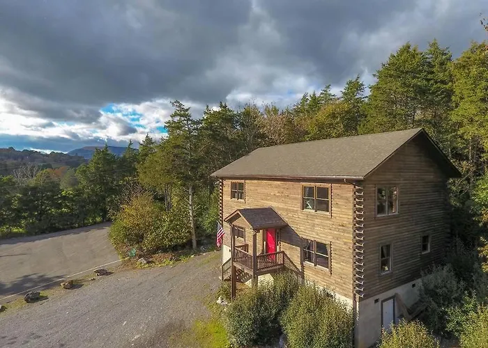 The Lewis #25 - The Cabins At Lexington