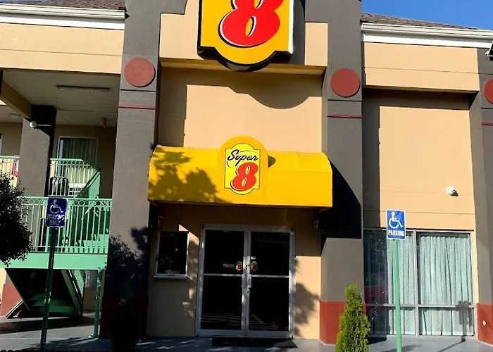 Super 8