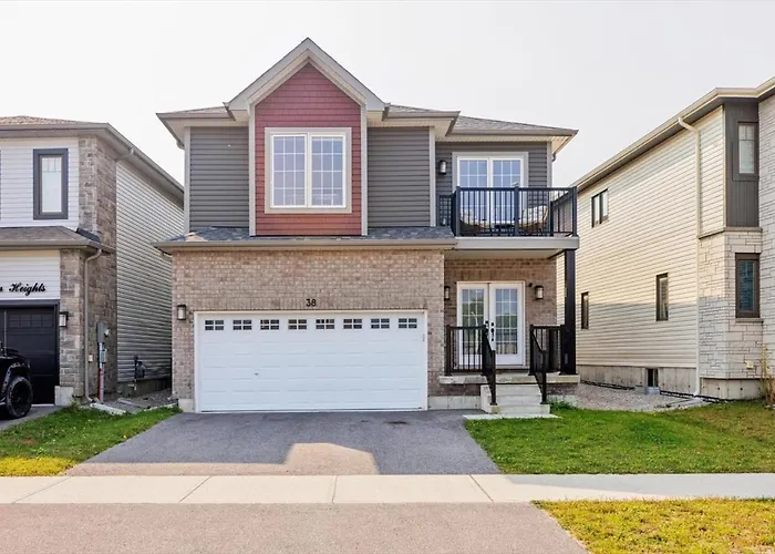 Luxurious And Beautiful, Barrie