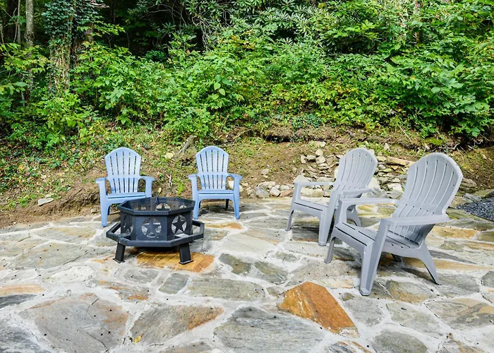6 Mi To Waterrock Knob: 'Serenity Cottage'
