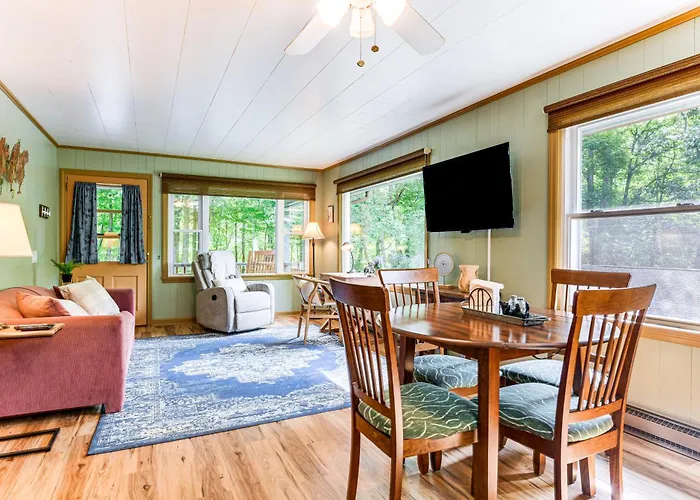 6 Mi To Waterrock Knob: 'Serenity Cottage'