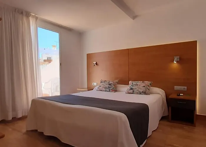 Eco Avenida Hotel&Parking