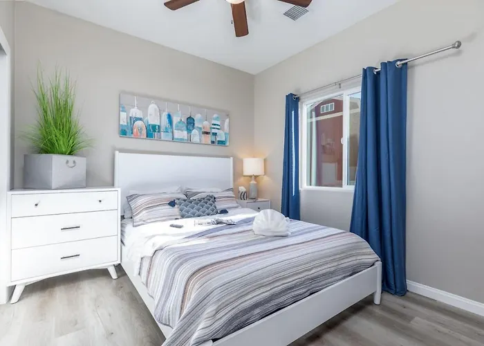 Refreshing And Spotless 4 Bathrooms 22