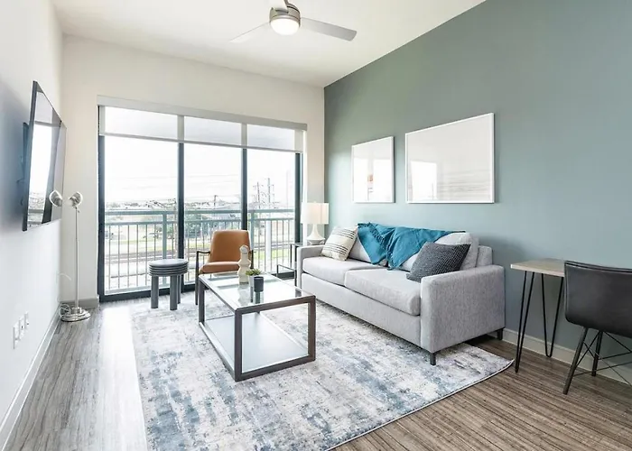 Landing At Emery Villages - 1 Bedroom In Concord