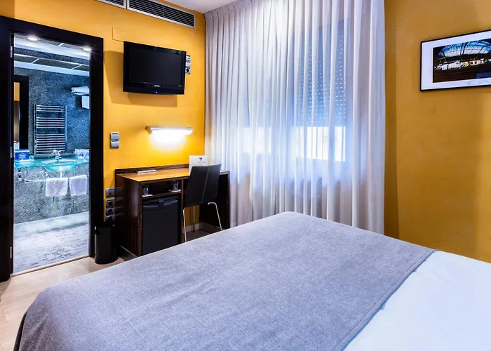 Hotel Gran Via
