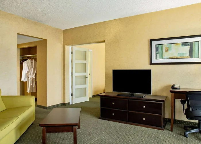 Days Inn By Wyndham Cranbrook Conference Centre