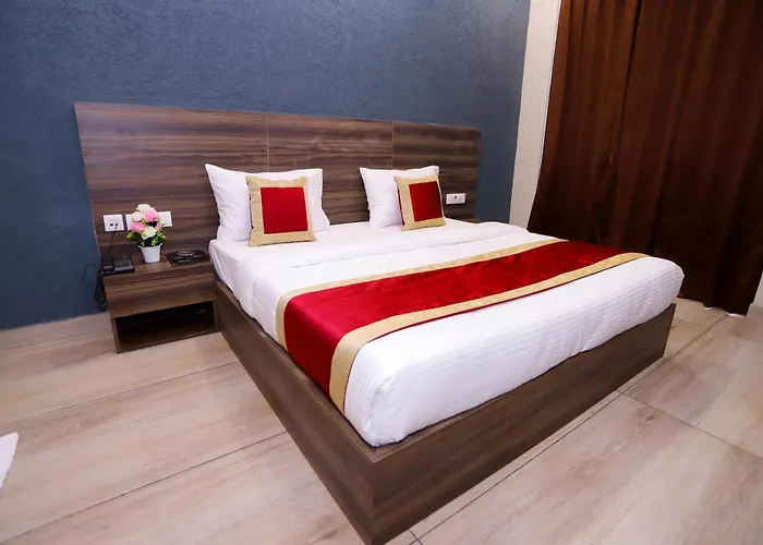 Hotel Nirvana Inn And Banquet-Near Expo Mart Greater Noida
