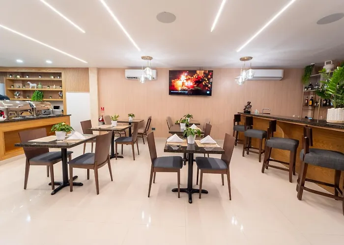 Melina Hotel
