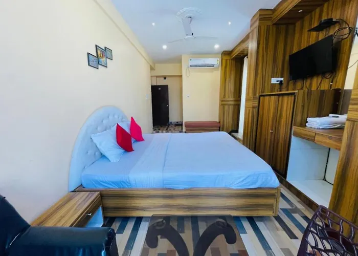 Hotel R Bangala Puri হোটেল রূপশ্রী বাংলা होटल रूपश्री बंगला Sea-View-Room And-Near-Temple Fully-Air-Conditioned-Hotel With-Wifi-Restaurant-And-Parking-Facility - Book Now