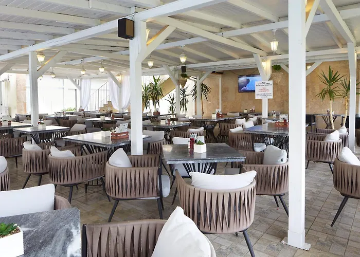 Apart Hotel Vechna R