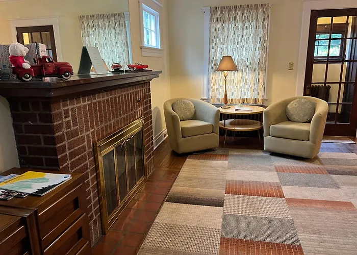 Whirlpool Cottage