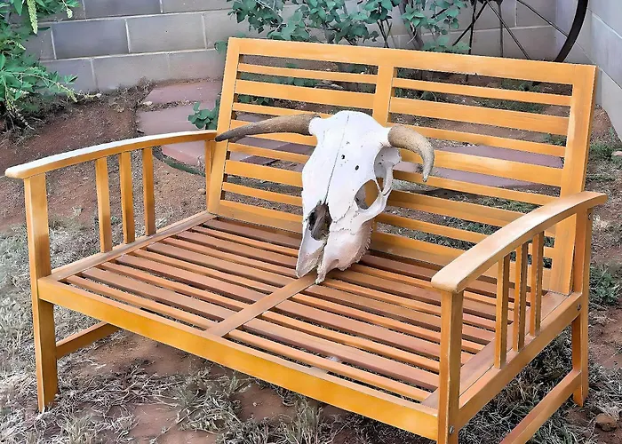 Pet-Friendly Clovis Home: Yard, Pergola & Hot Tub