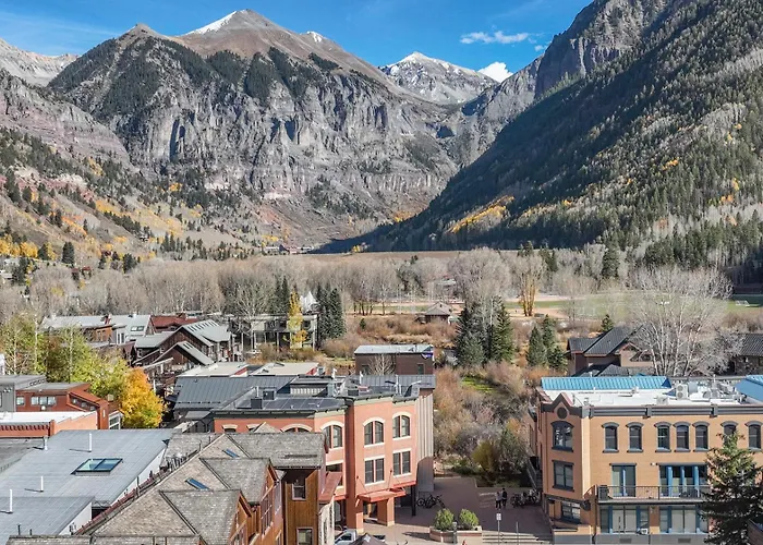 Most Luxurious1Br In Town And Steps To The Gondola