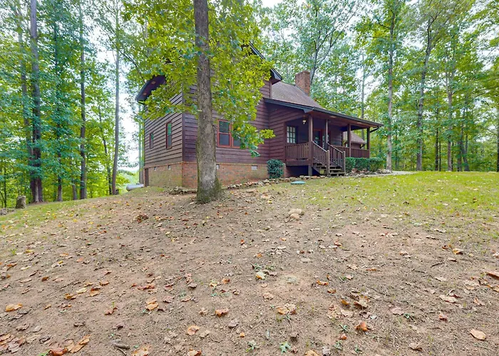 Mcdonough Escape W/ Private Hot Tub & Game Room!
