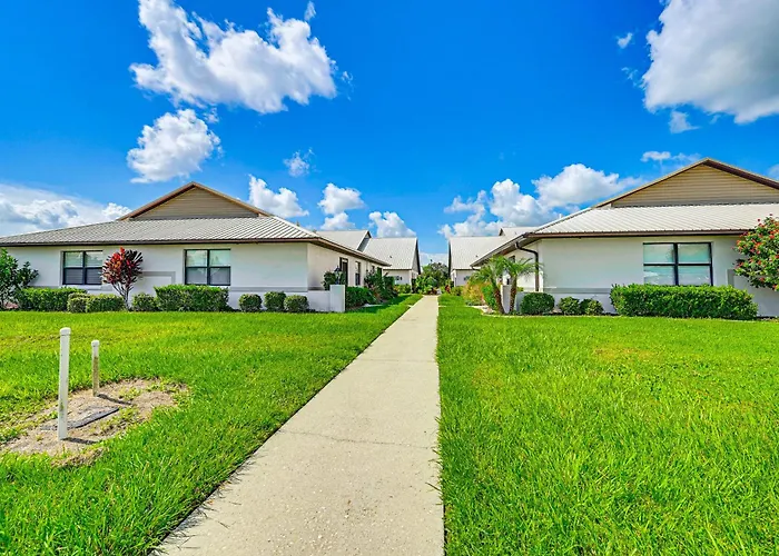 Sunny Canal-View Villa W/ Lanai In Sebring!