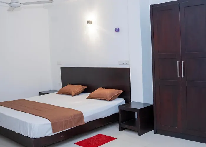 Yash Rest Inn