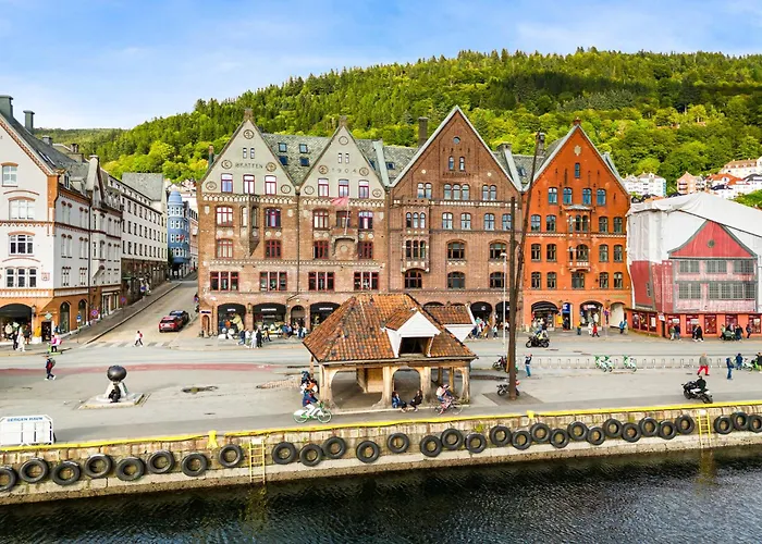 Home Hotel Bryggen