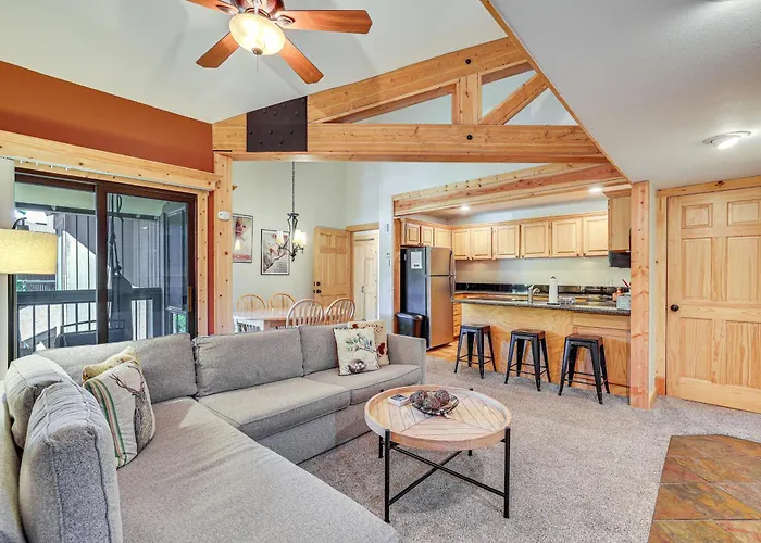 Ski Shuttle & Mountain Views: Keystone Resort Home