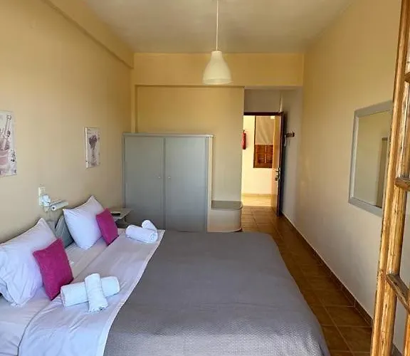Romanza Rooms