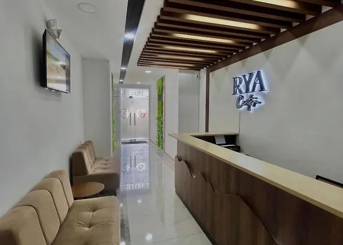 Hotel Rya Center