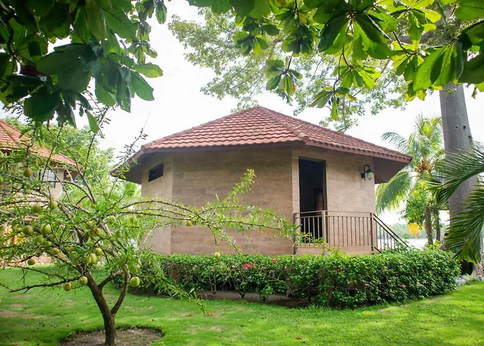 Las Ceibas Resort
