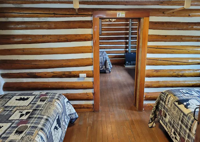 Chinook Cabins & Rv Park