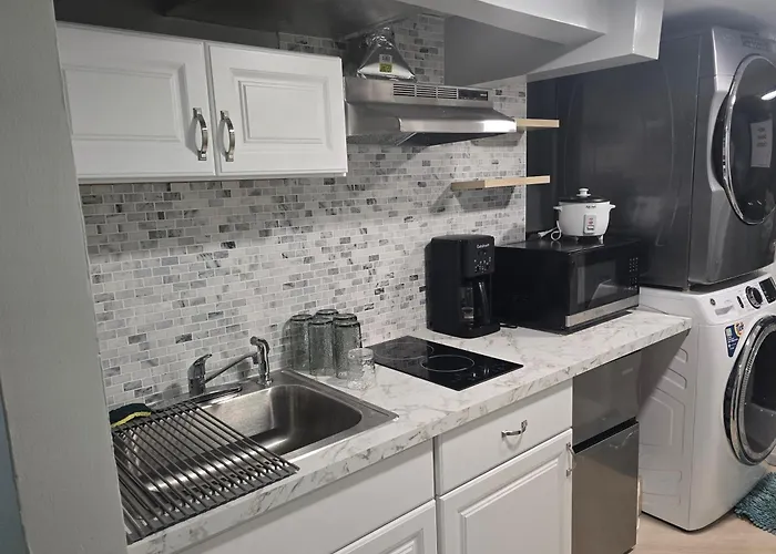 3 Bedroom W Indoor Pool Hotub