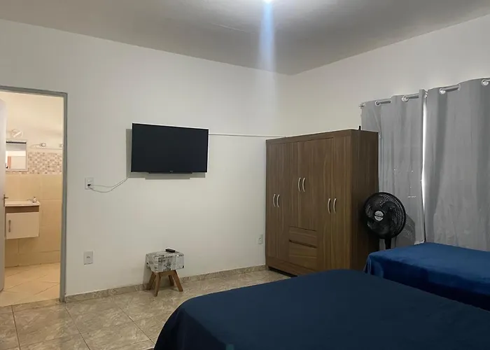 Casa com alojamento, para até 18 pessoas