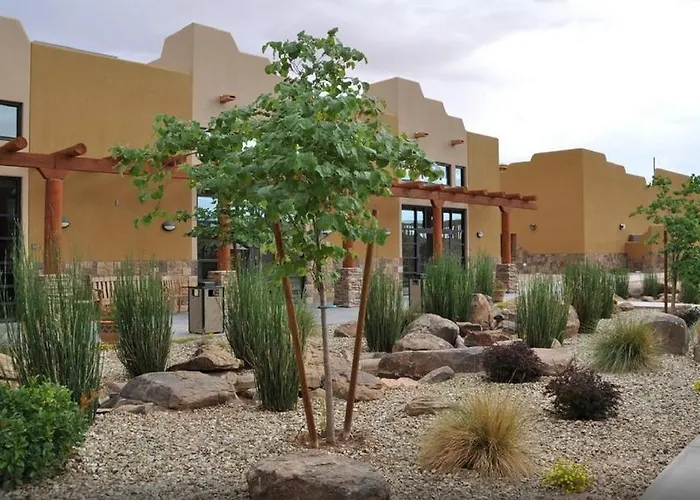 Moenkopi Legacy Inn & Suites