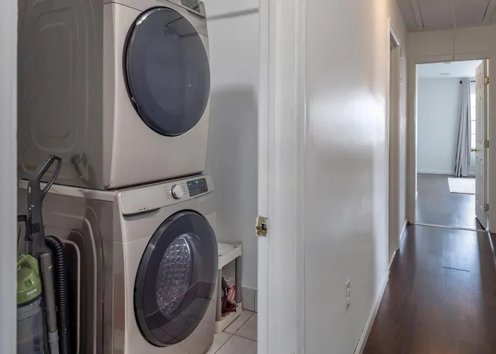 Huge 3Br Urban Gem Just 3 Miles To Nyc Plus Free Parking