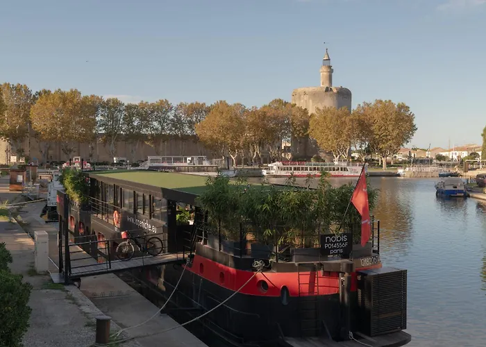 La Peniche - Bed And Bicycle - Aigues Mortes