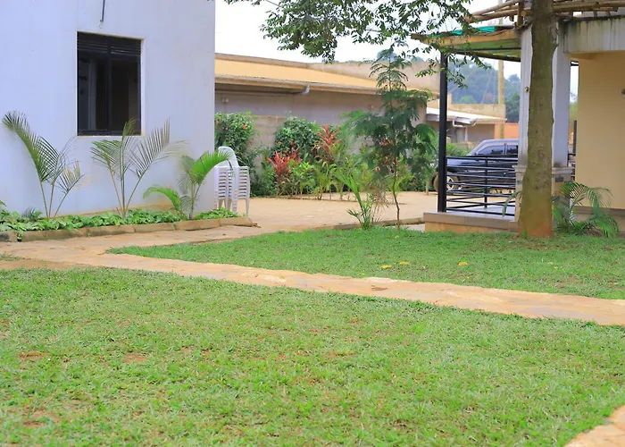Golden Suites Hotel