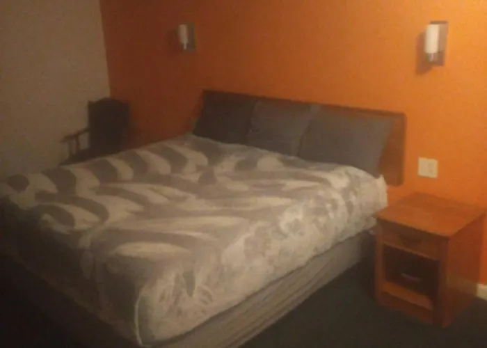 Hotel 2 Double Bed Studio 137 & Hot Tub