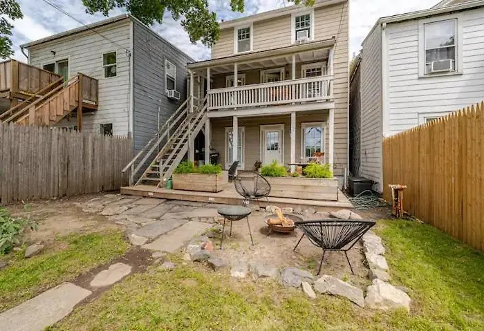 1Br Hudson Apartment 3Min Walk To Warren St For Two