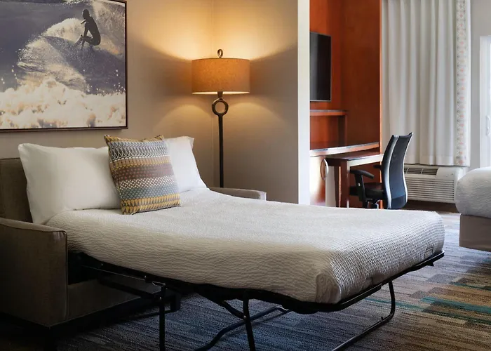 Courtyard By Marriott Santa Barbara Goleta