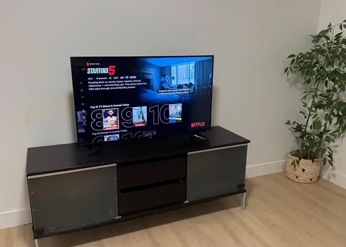 New & Modern 2 Bedroom Suite
