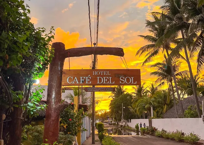 Hotel Cafe Del Sol