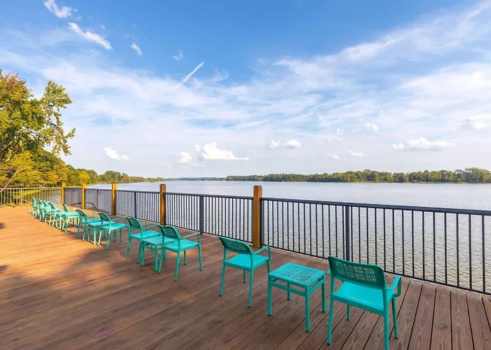 Super 8 By Wyndham Riverside Al