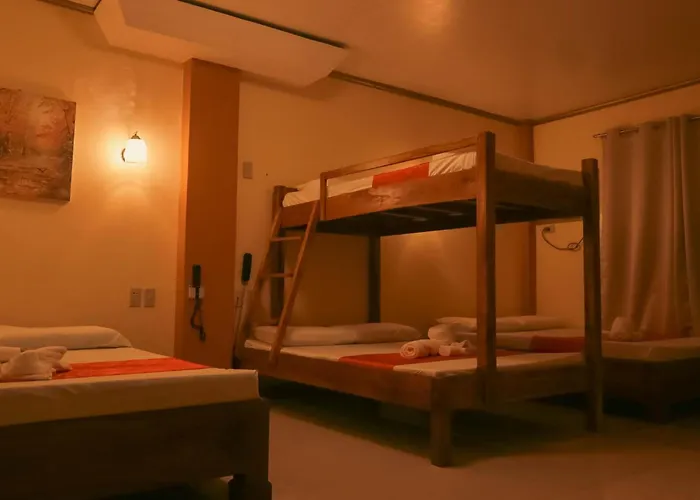 Queen Maricel Inn