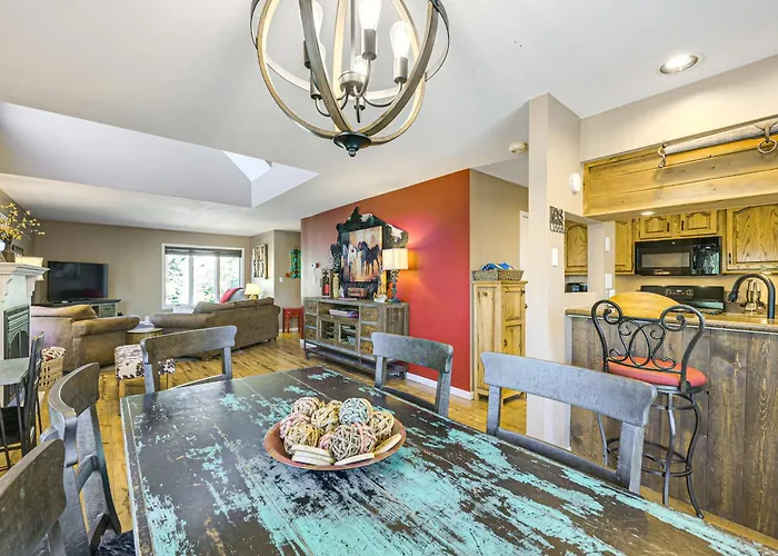 Hike, Ski & Dine: Pagosa Springs Getaway!