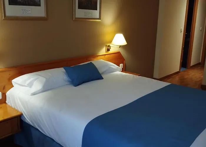 Hotel Covaleda Soria