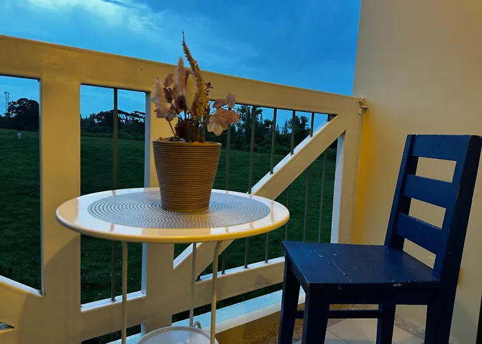 Cozy Haven Chill Tagaytay Pool, Wifi & Netflix