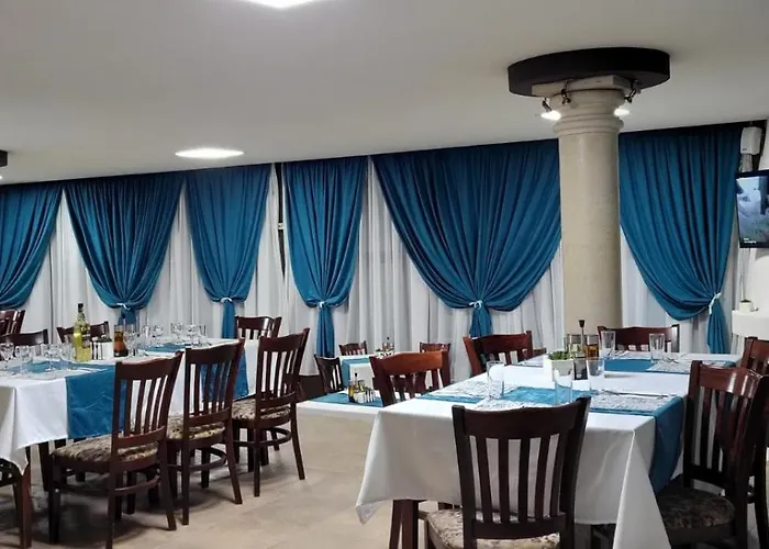 Hotel Genesis