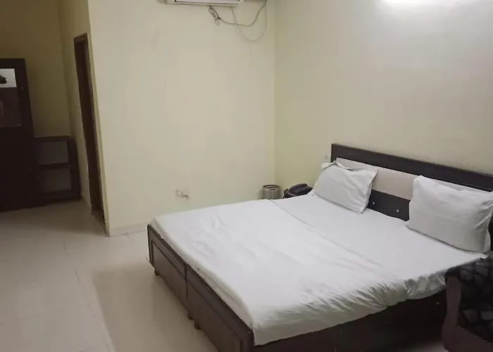 Hotel The Diamond Ring 45B