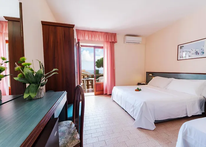 Frank's Hotel