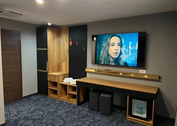 Hotel Yarus